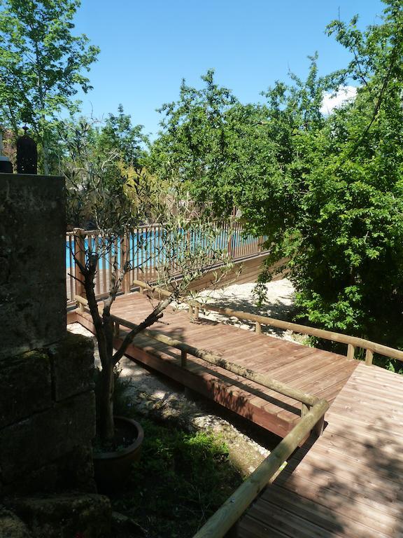 Domaine Des Deux Cedres Bed & Breakfast Gauriac Exterior photo