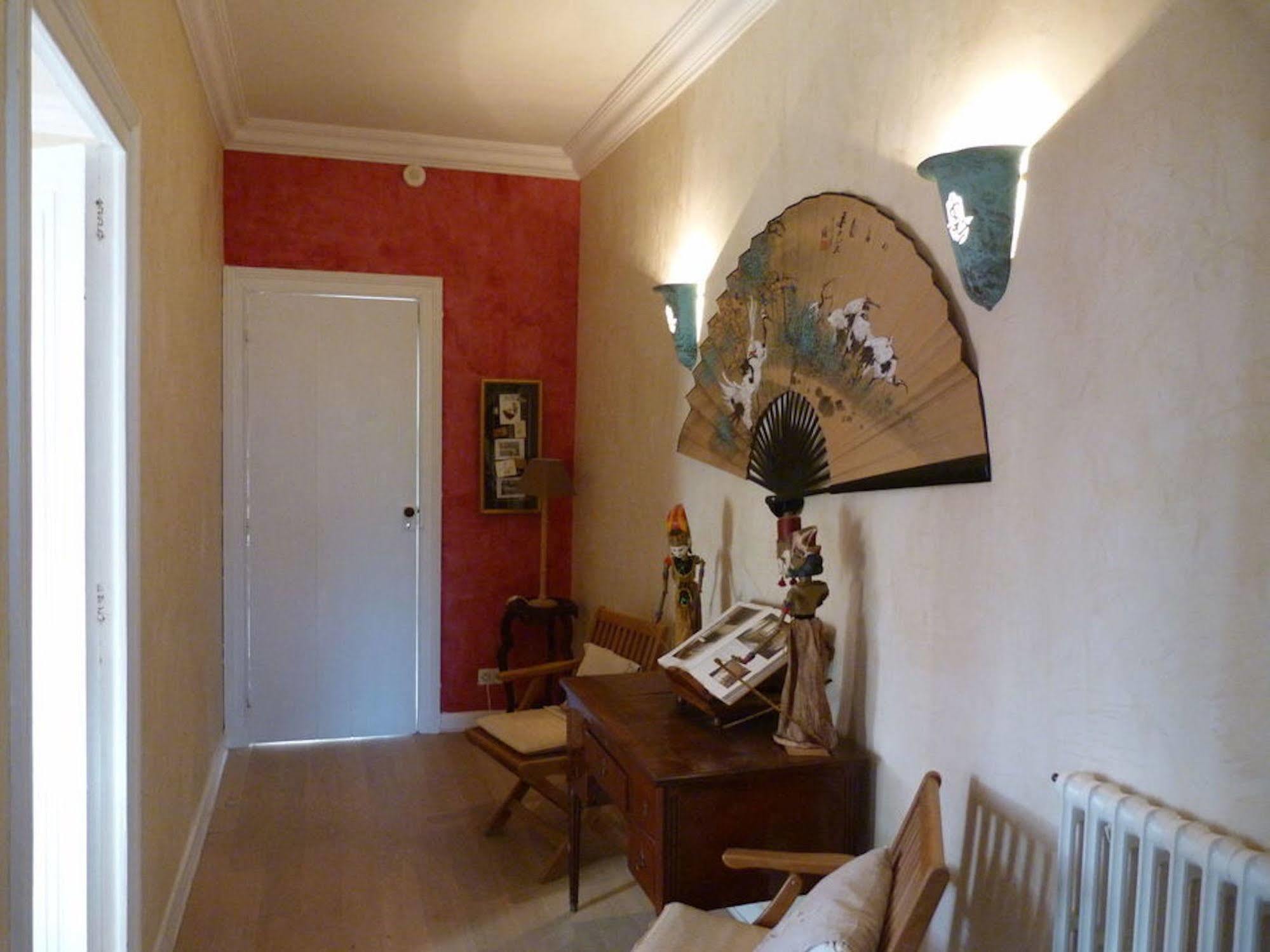 Domaine Des Deux Cedres Bed & Breakfast Gauriac Exterior photo